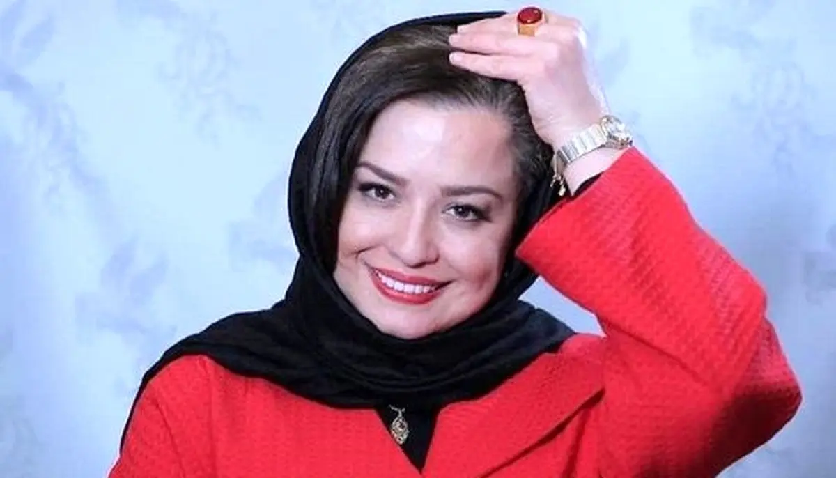 
سلفی مهراوه شریفی نیا در پشت پرده برنامه بندبازی 