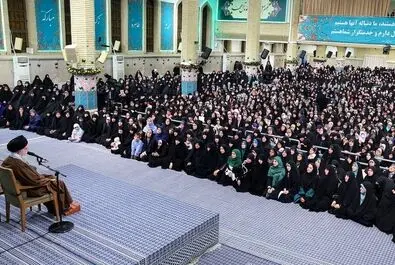 رهبر انقلاب