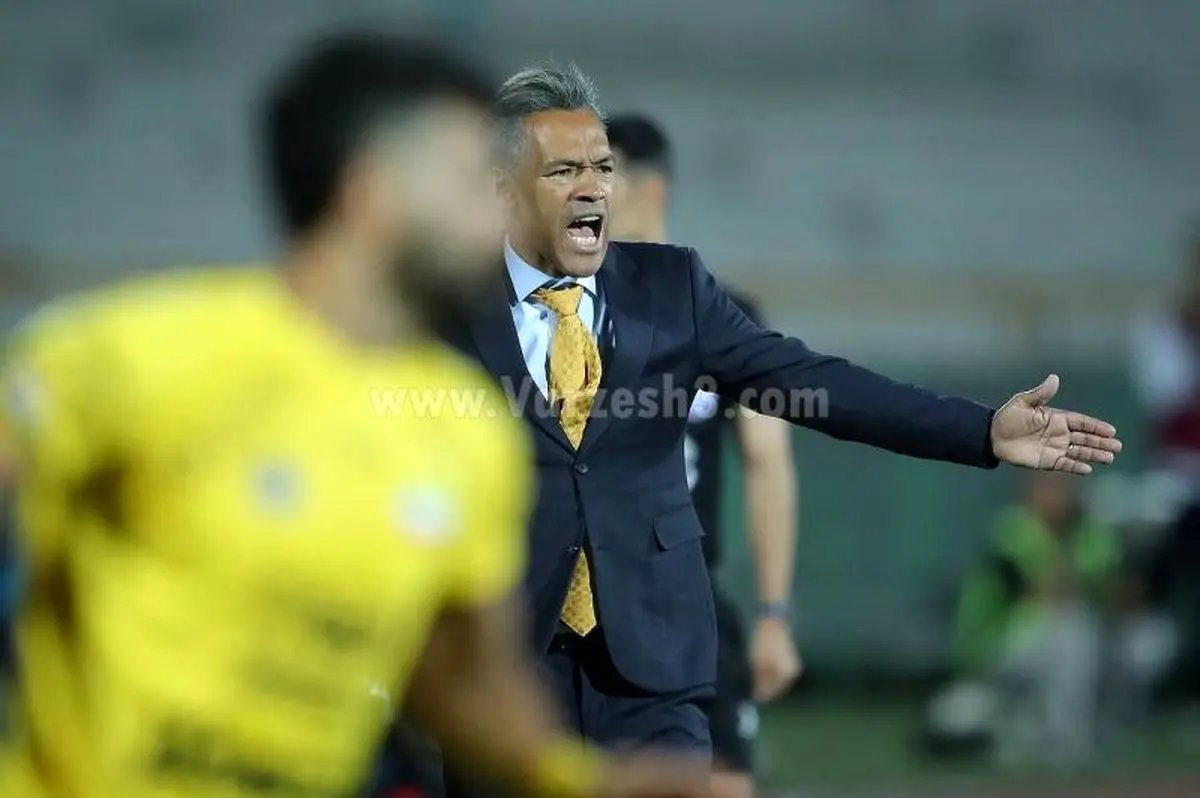 نشست ژوزه مو رایس: جنجال و خداحافظی!