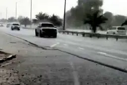 بارش باورنکردنی تگرگ در هوای بالای 50 درجه!