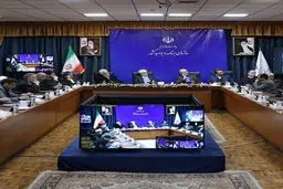 نشست معاون اول رئیس‌جمهور با وزرای ادوار/ عارف: تسویه حساب سیاسی در شان نظام جمهوری اسلامی نیست