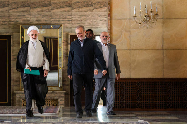 تصاویر جلسه مهم سران قوا به میزبانی پزشکیان