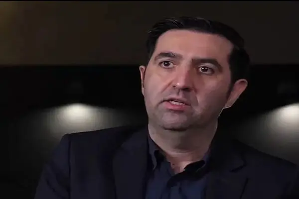 آجورلو : آیت الله حاج آقا سید مجتبی خامنه ای به خوبی کشور را در شرایط سخت اداره کردند
