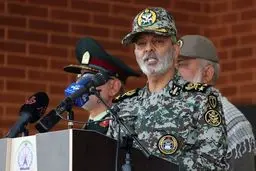 تبریک فرمانده کل ارتش به وزیر اطلاعات