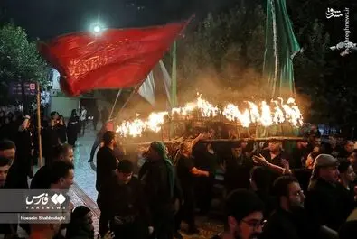  آیین مشعل گردانی