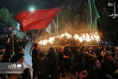  آیین مشعل گردانی