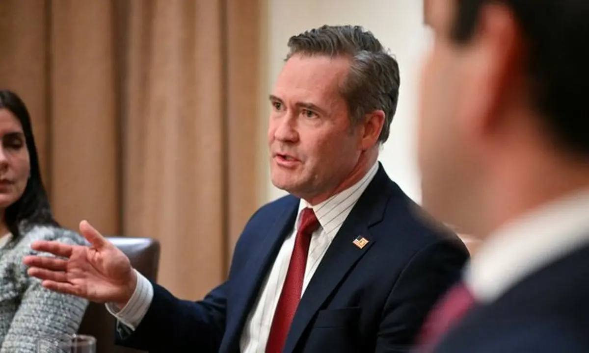 مشاور امنیت ملی دونالد ترامپ رسوایی امنیتی را پذیرفت