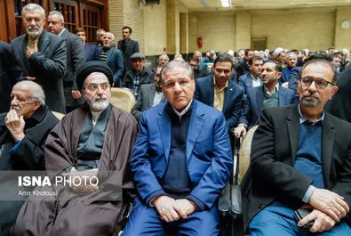 محمد شریعتمداری