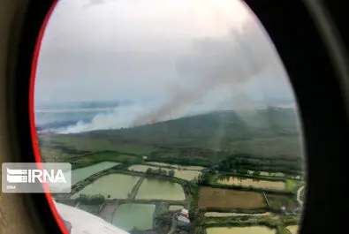 اطفای حریق در تالاب انزلی