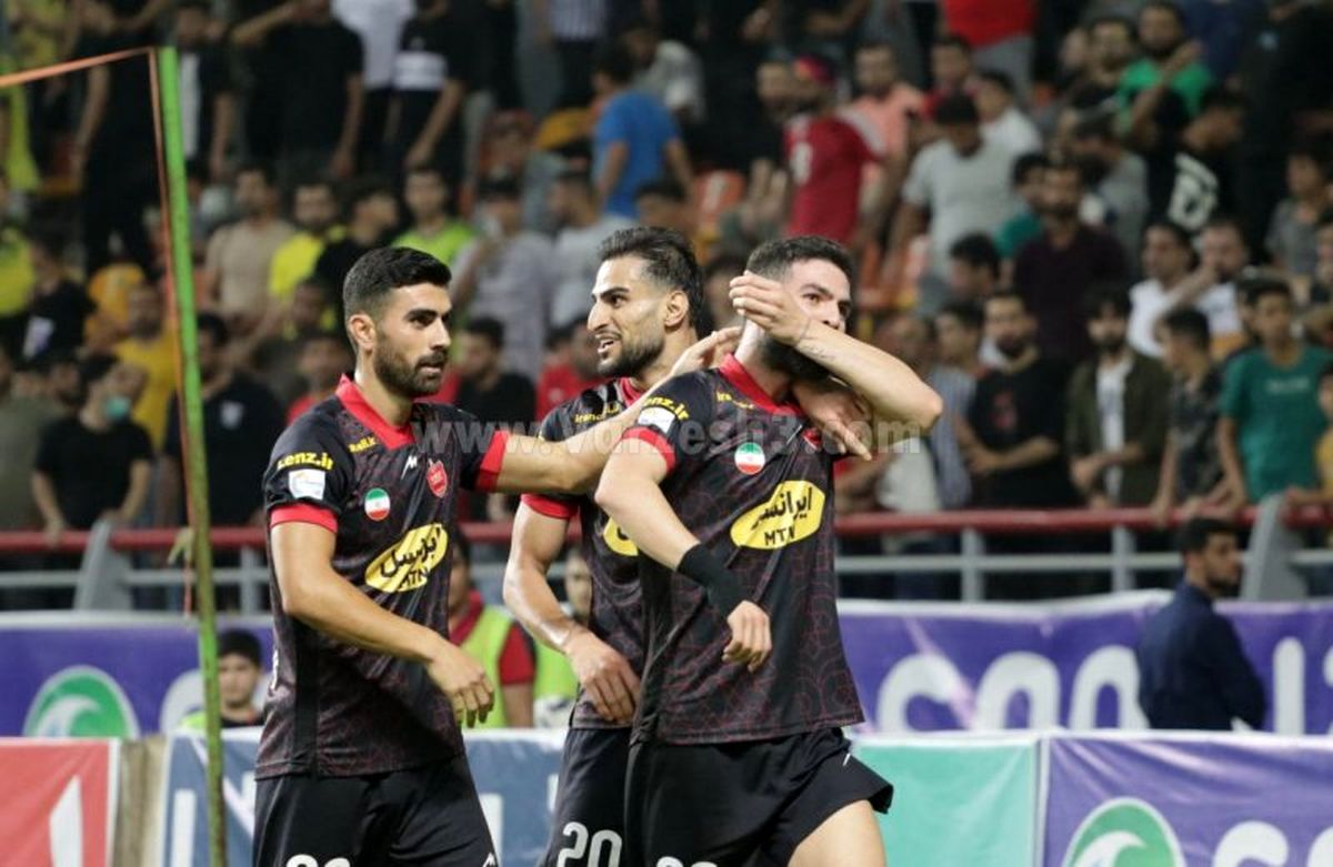 رونمایی از بهترین خرید سال با لباس پرسپولیس!