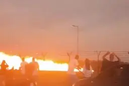  تصویری جدید از لحظه سقوط جنگنده F-۱۶ و مرگ خلبان