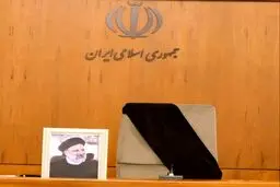 پیام وزیر اقتصاد در پی شهادت رئیس جمهور با یک عکس خاص