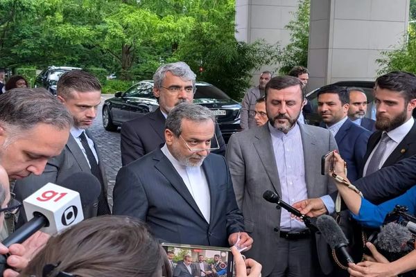 تصاویر سفرهای عراقچی برای رایزنی و مذاکرات