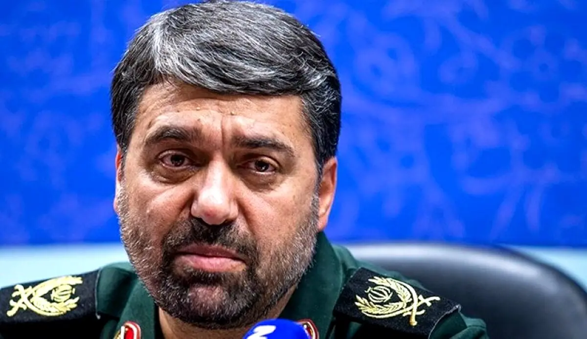 انتقاد سردار قریشی از بی‌اطلاعی ظریف در دوران وزارت خارجه از توانمندی‌های دفاعی ایران