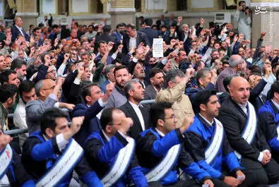 رهبر انقلاب کارگران