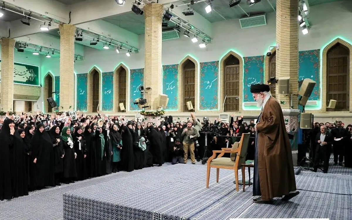 همسر رهبر انقلاب آسمانی شدند
