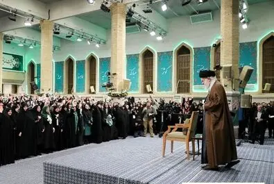 رهبر انقلاب