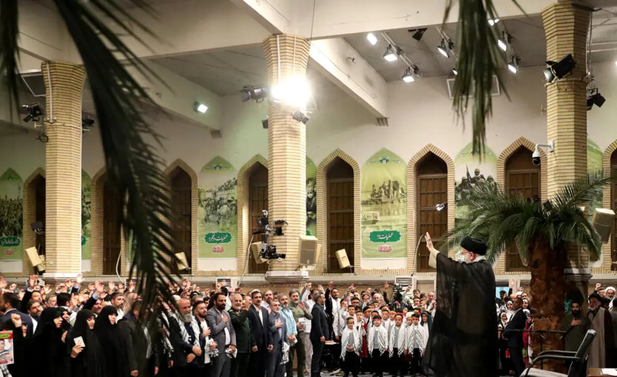 عکس:فرماندهان نظامی در دیدار حسینیه امام خمینی(ره)
