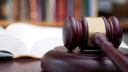 خانم وکیل جنجالی مروج خیانت به شوهر دادگاهی شد + فیلم