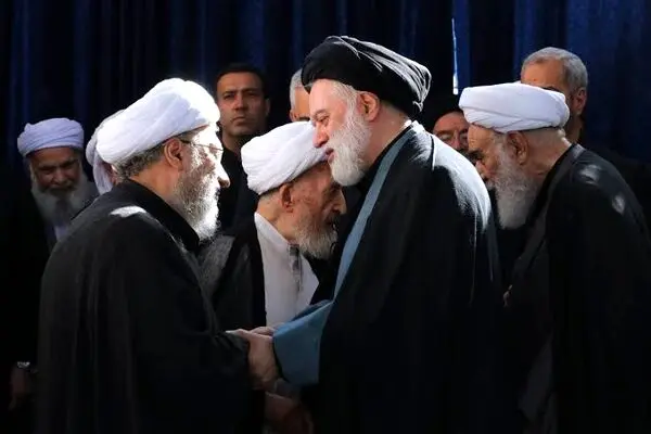 شب دوم مراسم بزرگداشت رهبر شهید با حضور فرزندان
