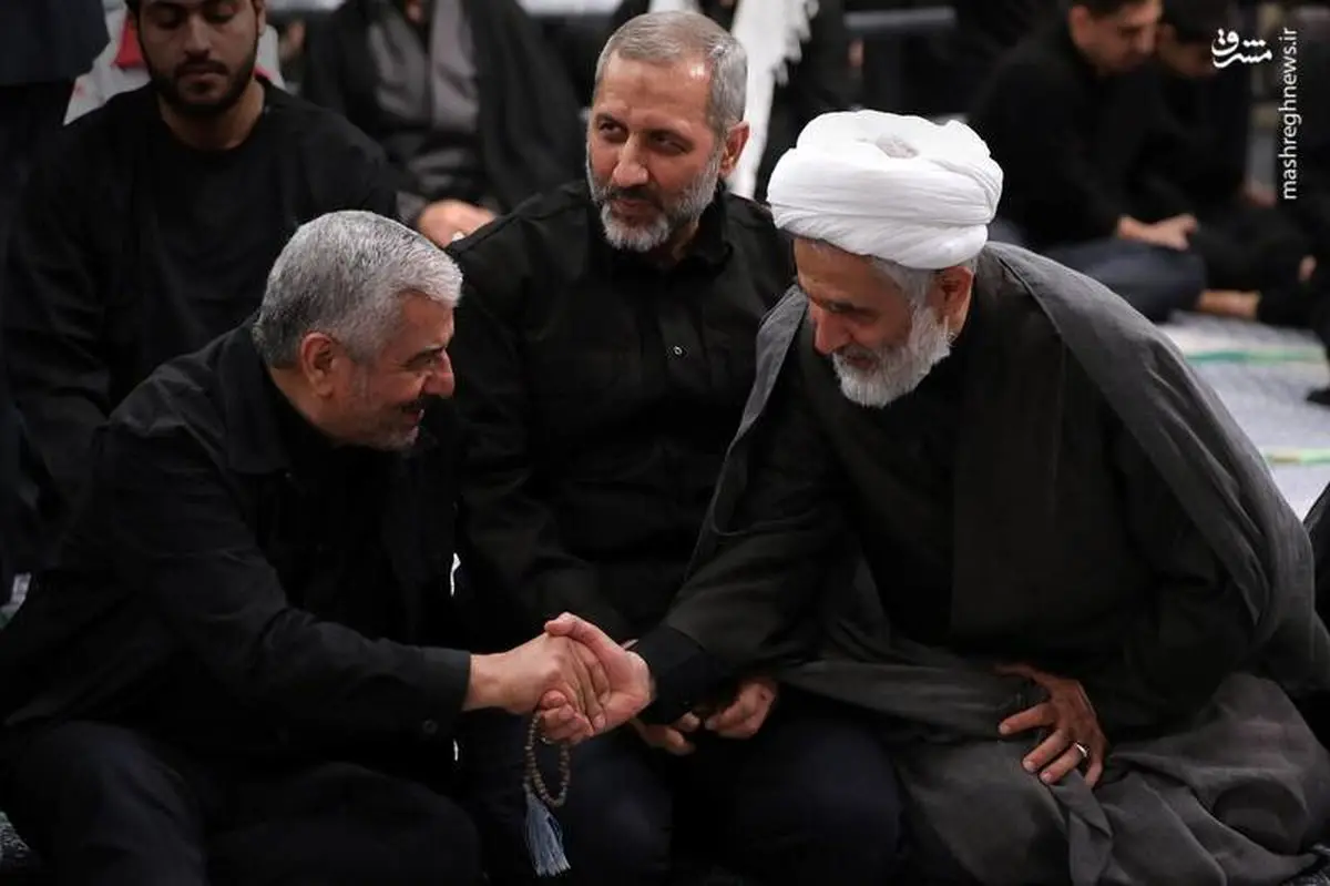 خوش و بش حسین طائب و عزیز جعفری در حضور فرمانده جدید هوافضا  + عکس