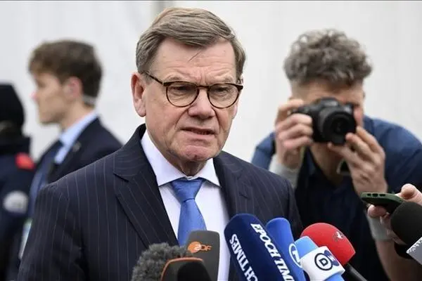 میان صدراعظم آلمان و وزیر خارجه این کشور درباره ارتباط با آمریکا دعوا بالا گرفت