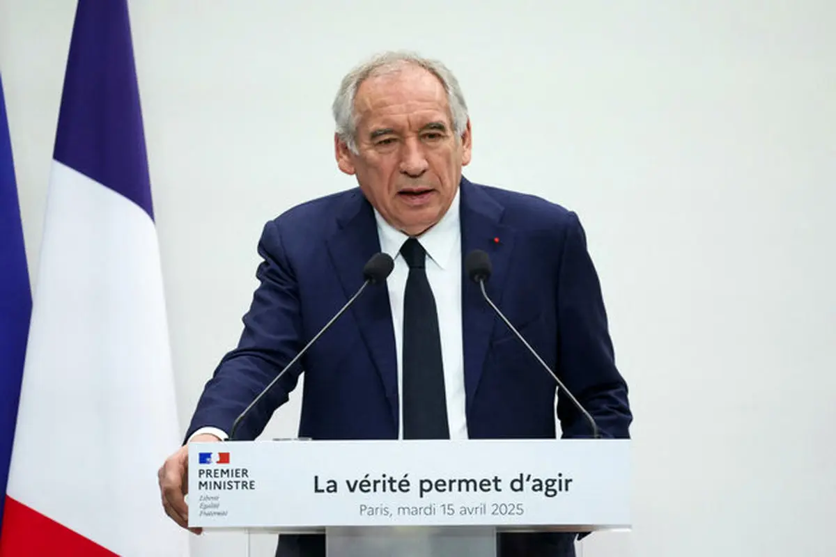 موضع تند فرانسه علیه ترامپ