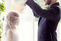 هشدار؛ ازدواج یک پنجم دختران ۱۵ تا ۱۸ ساله !