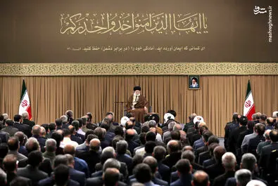 رهبر انقلاب