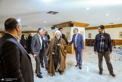 حجتی کرمانی