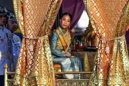 شوک کاخ سلطنتی؛ پرنسس زنده شد!