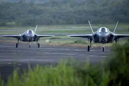 انتقال مخفیانه تسلیحات به اسرائیل