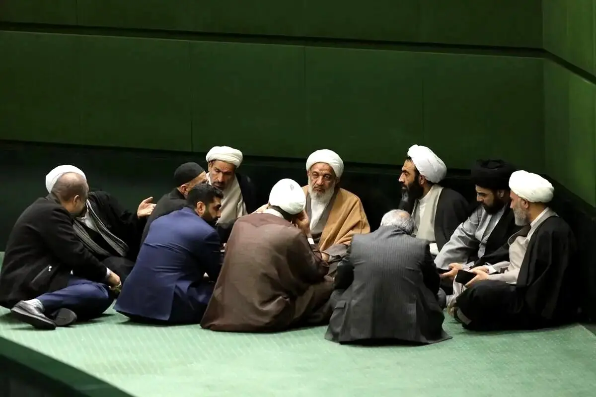 وزن کشی حلقه آقاتهرانی و محصولی در پسامصباح یزدی
