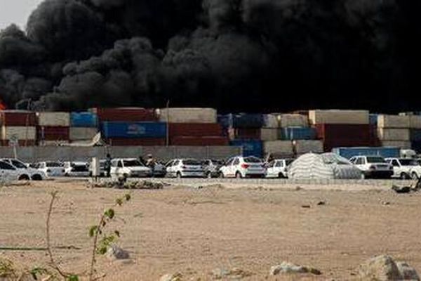 گمرک اولین محموله انفجاری در بندر رجایی را گردن نگرفت!