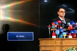 وحید حقانیان؛ از پدری اصفهانی تا تنفیذ سال ۸۸ / معاون اجرایی، معاون امور ویژه، سرتیم محافظان یا سردار؟