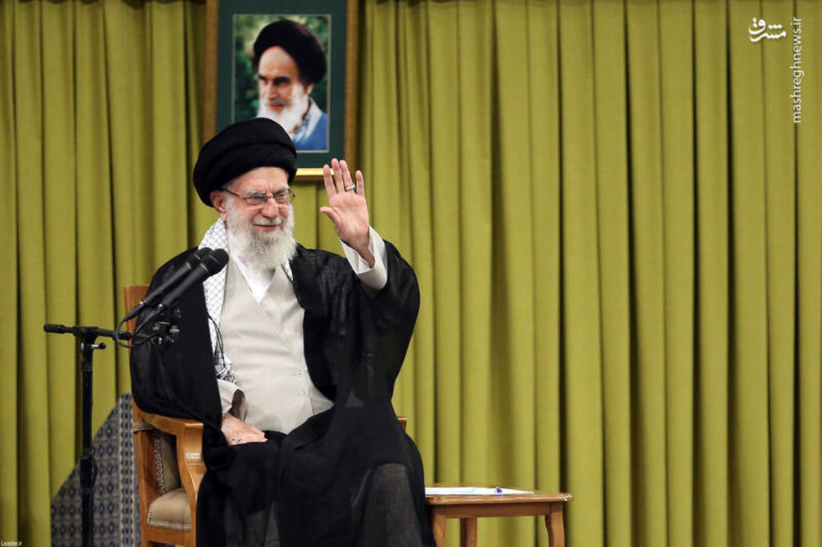 رهبر انقلاب: امروز برای خدمت به مردم، فضای عمومی کشور مناسب و فرصتها بسیار است