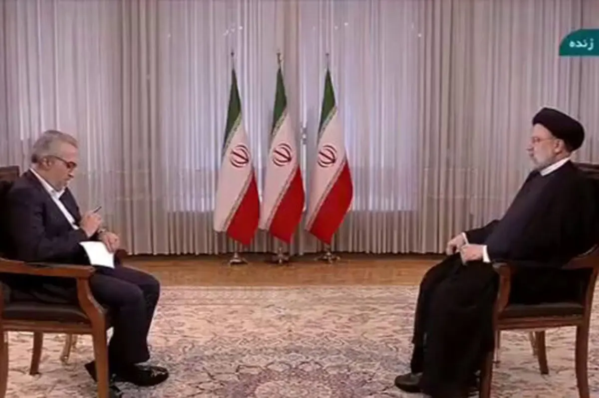 سوتی عجیب مجری سیما در حضور رئیس جمهور