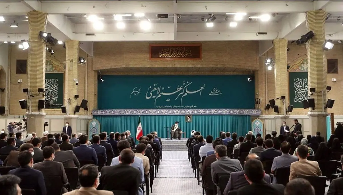 رهبری: هر چه دانشگاه را بتوانند لنگ و تعطیل و خراب و ناقص کنند برای دشمنان مغتنم است