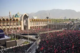 شرکت ۱۵ میلیون نفر در مراسم تشییع رهبر شهید