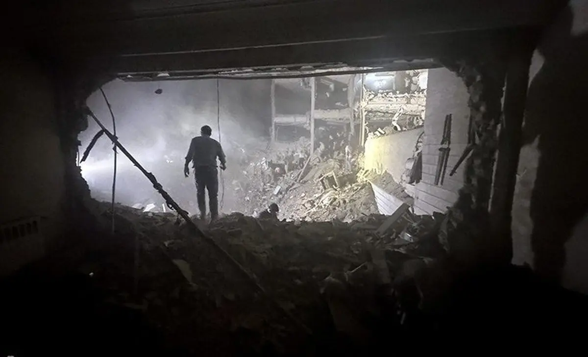 بازدید خبرنگاران خارجی از محل شهادت دو دانشمند هسته‌ای 