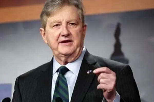 سناتور آمریکایی: باید برای ایران استراتژیک عمل کنیم