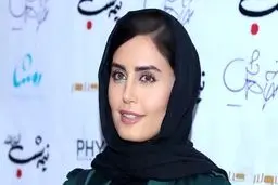 تصویری دیده نشده از کودکی الناز شاکردوست