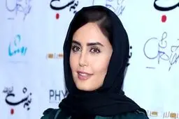 تصویری دیده نشده از کودکی الناز شاکردوست