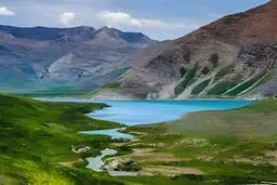 ببینید پاکسازی دریاچه تار دماوند توسط غواص ها