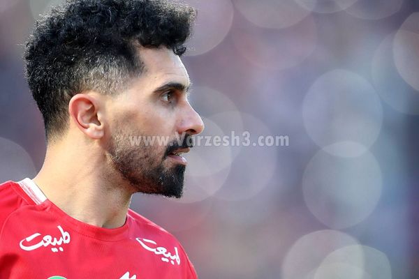 لبخند کاپیتان پرسپولیس بعد از عمل جراحی (عکس)