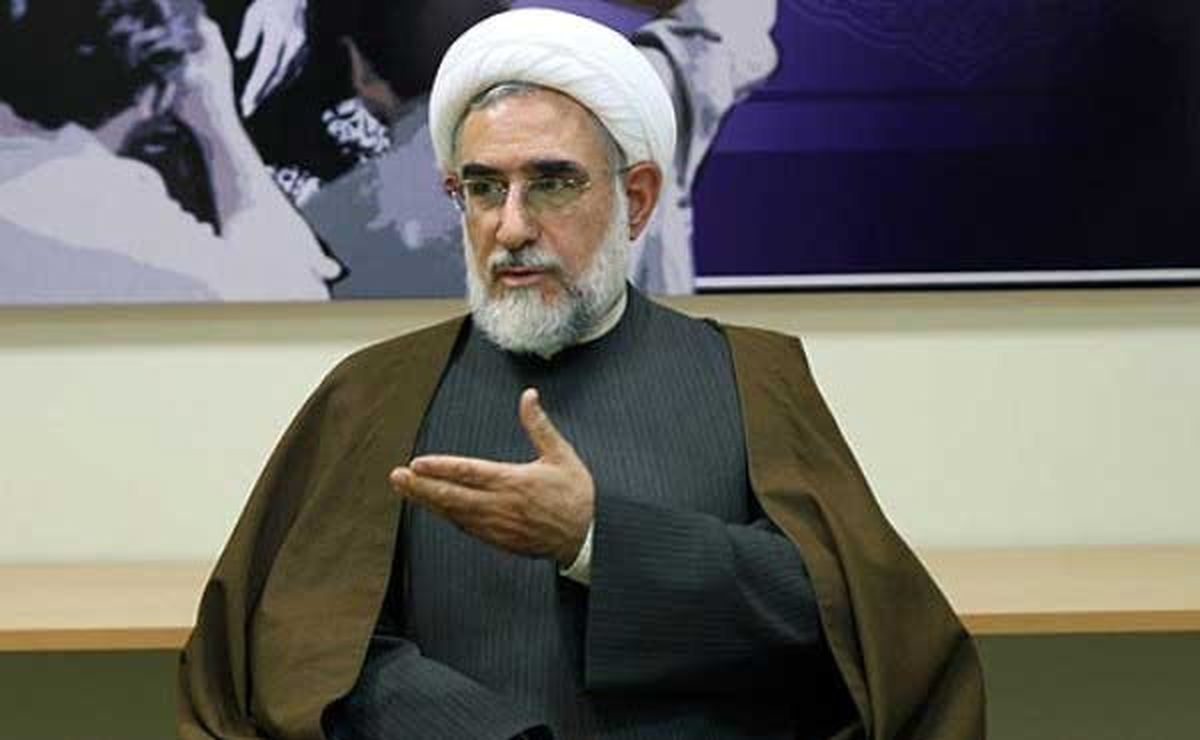 منتجب نیا: ماموران گشت ارشاد چرا دختر مردم را بغل می‌کنند؟