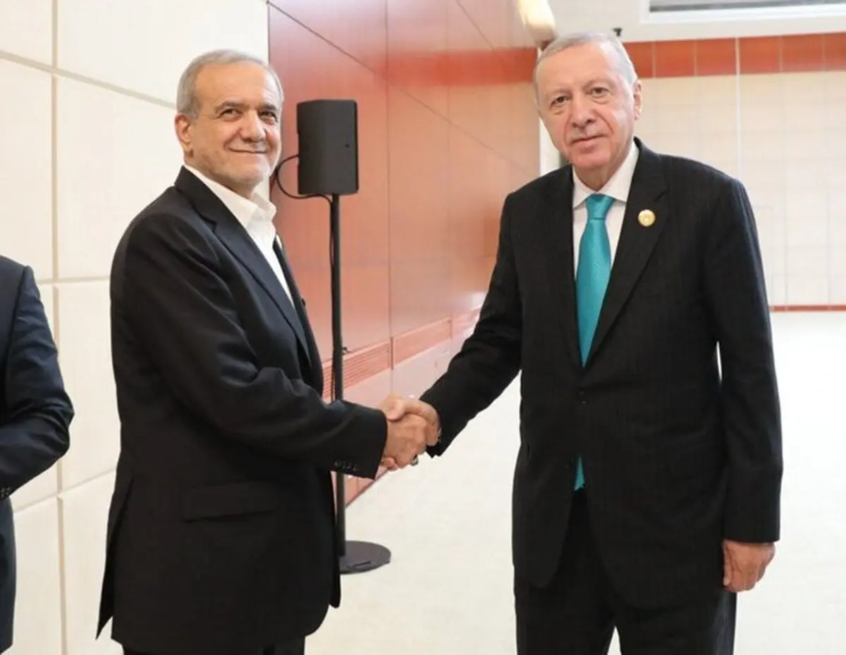 ژست خندان پزشکیان مقابل اردوغان 