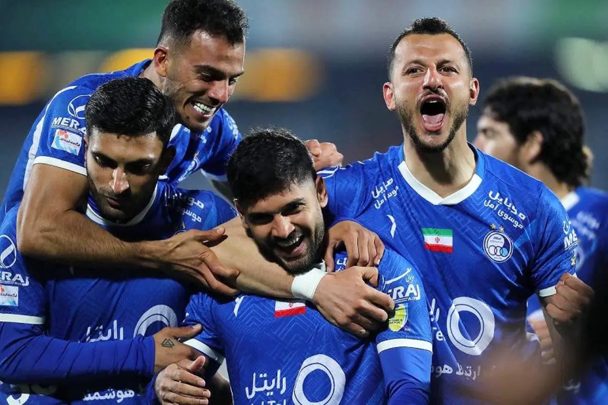 استقلال یک -  صنعت نفت صفر: حفظ صدر با یک سوپر گل