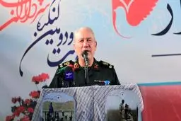 سرلشکر صفوی: فتنه‌ انگلیسی‌ها در منطقه ما فعال است