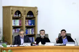 تصاویر نگاه عجیب و افسردگی کابینه سیزدهم
